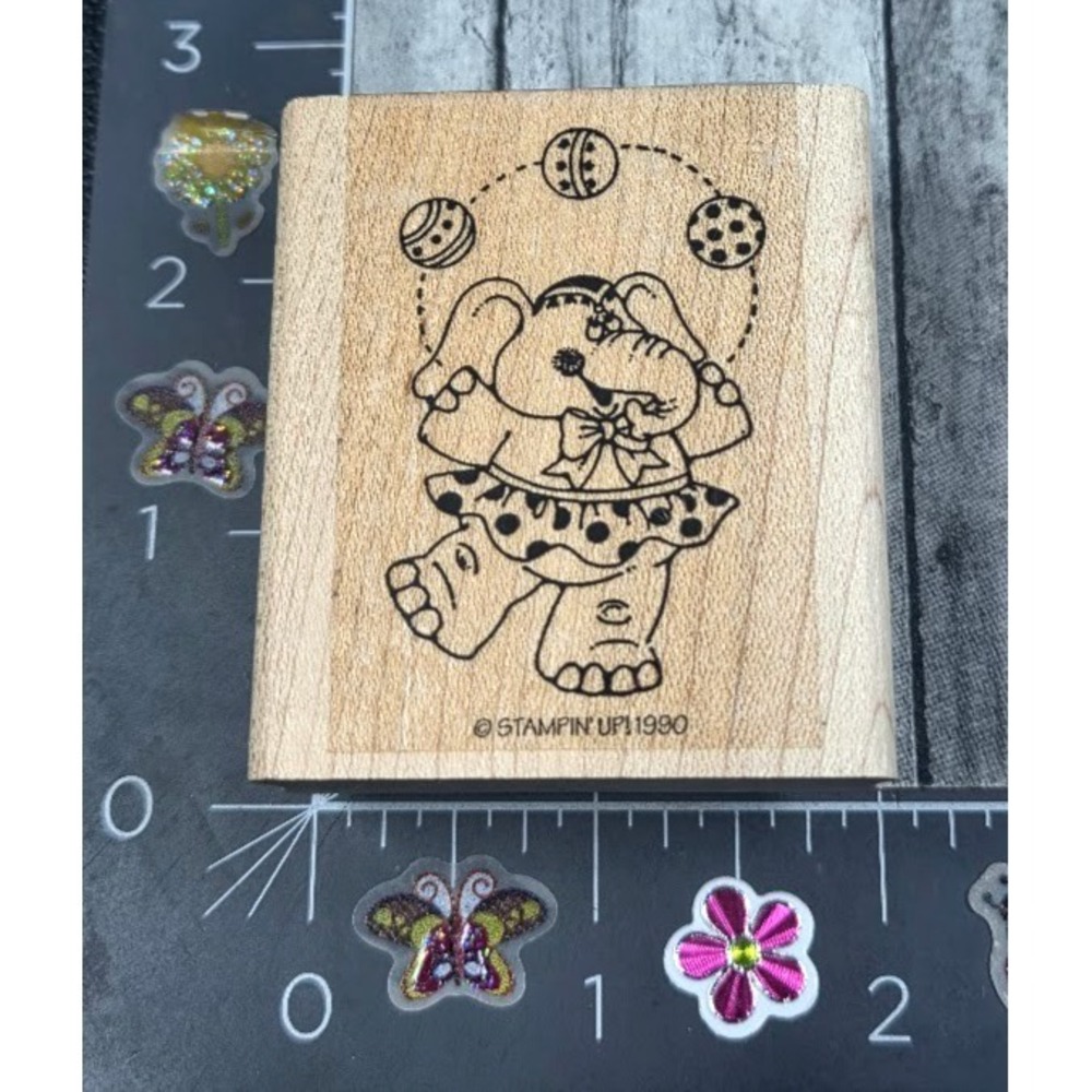 Stampin' Up! Juggling Balls Elephant Tutu Circus 1990 Rubber Stamp Wood #G29